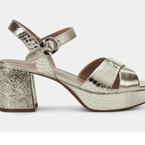 Aerosoles Cosmos - heels that are actually comfy! Sz 7.5, Gold